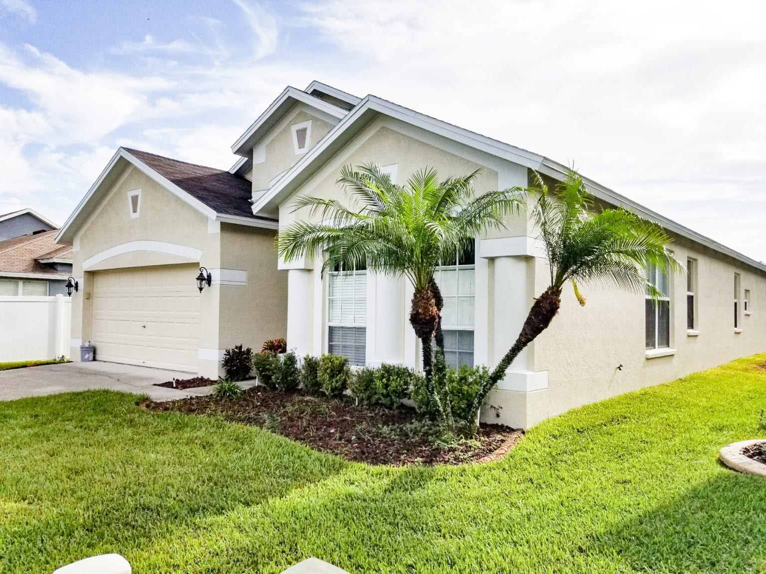 Our Painting Work in Tampa Bay Attract Painting of Tampa